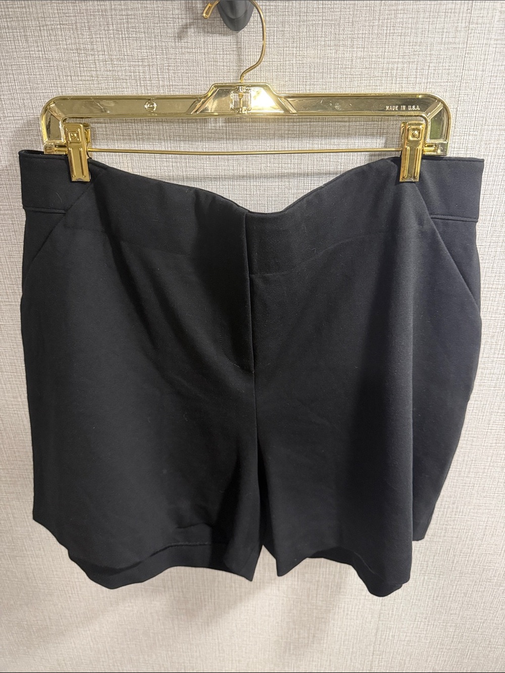 SPANX Black High-Waist Tailored 4.5” Shorts Size 2X